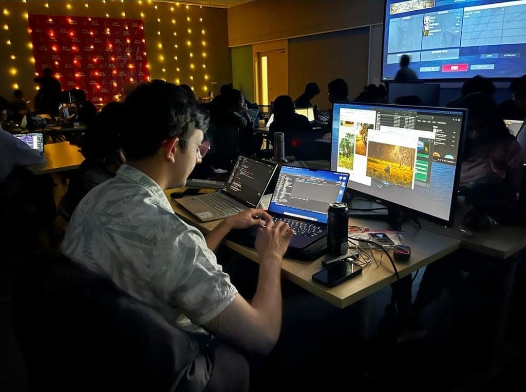 dotslash event picture